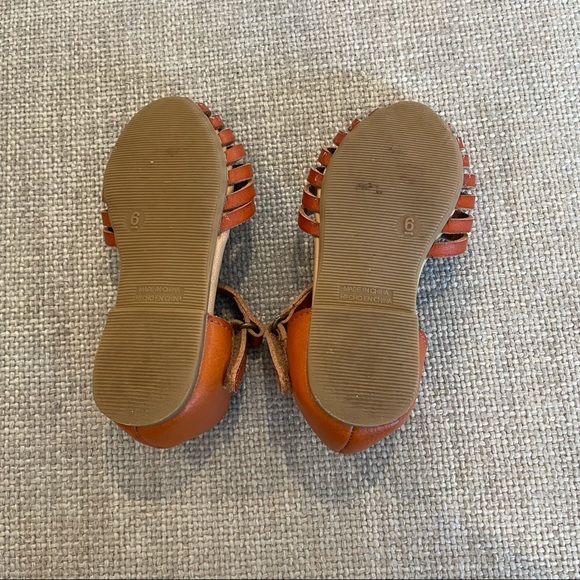 Old Navy Sandals Size 6 - Picture 3 of 3